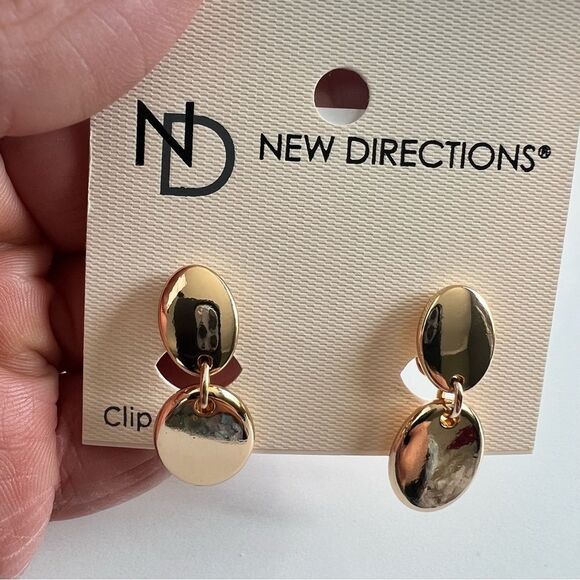 New Directions Clip on Earrings Bundle 2 pair Gold  and Silvertone NWT - Picture 3 of 4